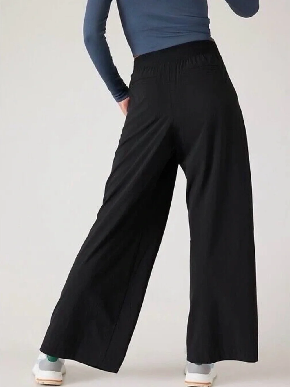 ATHLETA Brooklyn Wide Leg Crop Pant Black sz 18 LIKE NEW Ins 23”ElasticBackWaist - Picture 3 of 10